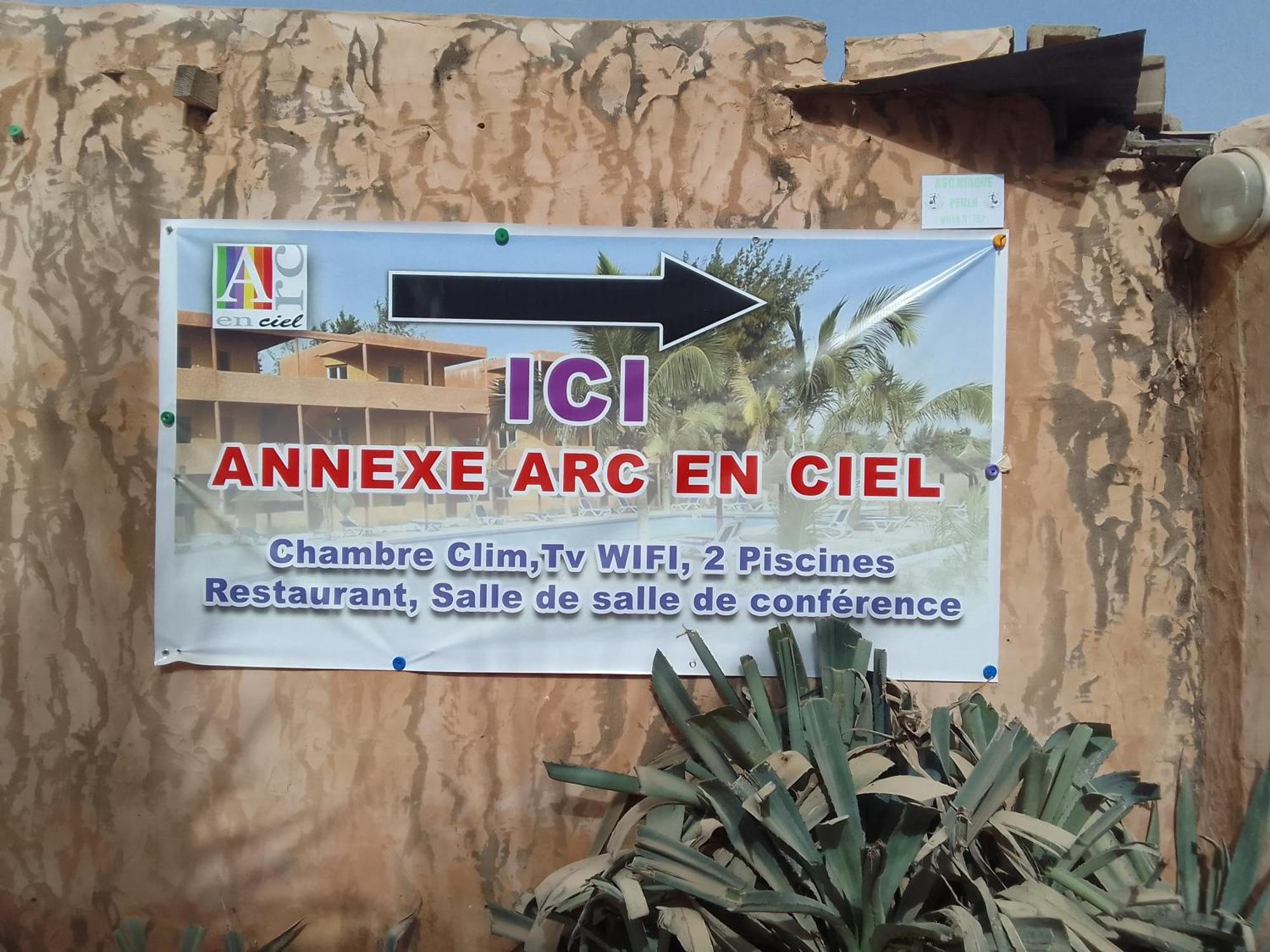 Hotel Arc En Ciel Niaga Exteriér fotografie
